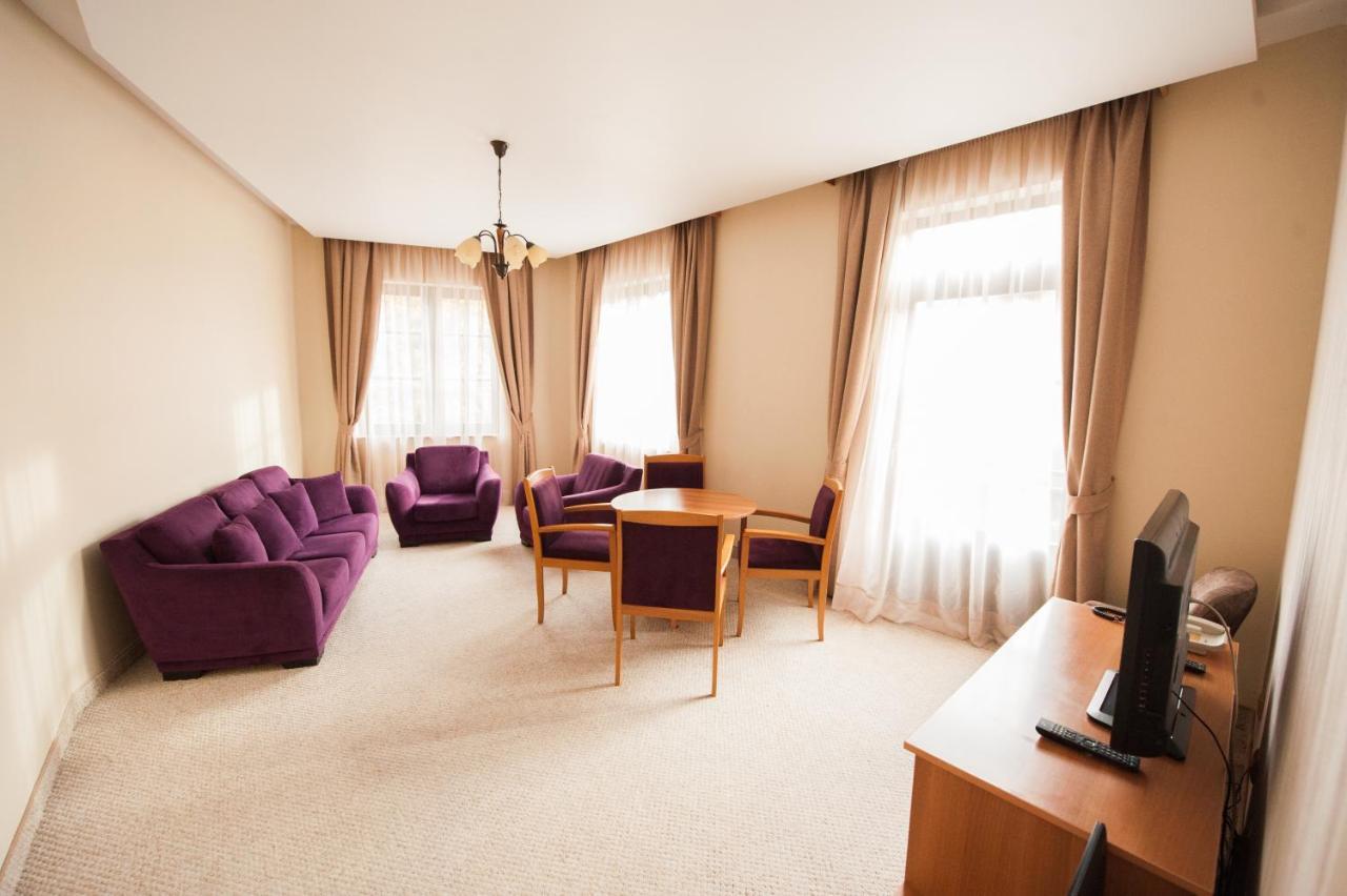 Hotel Central 스빌렌그라드 외부 사진
