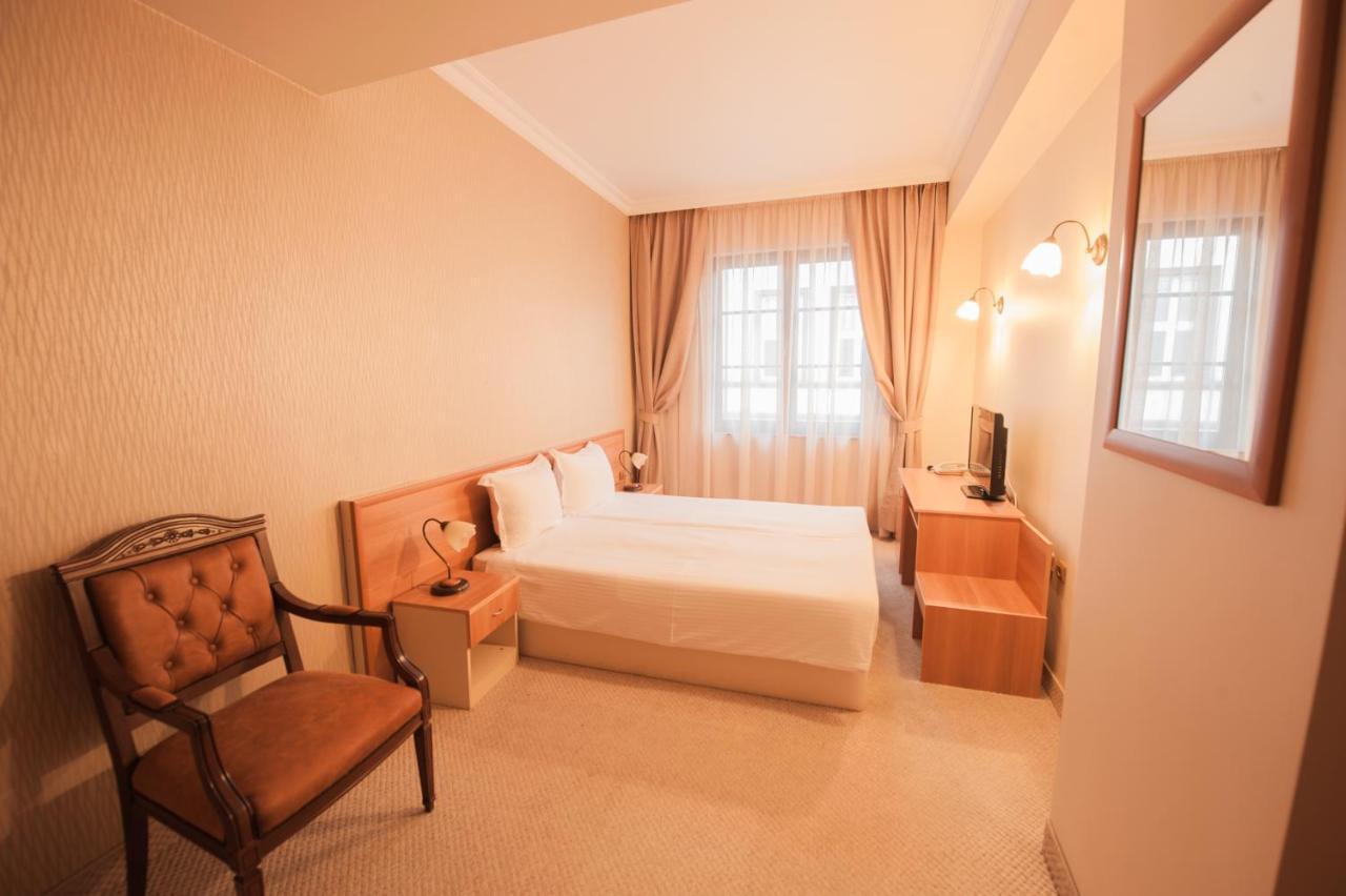 Hotel Central 스빌렌그라드 외부 사진